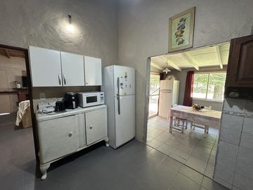 Casa Quinta en Venta de 3 dorm. Gran parque verde con pileta y quincho. Los Cardales, Santa Brigida