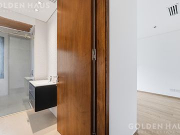 Casa en venta con piscina y 3 dormitorios en suite en Valdevez