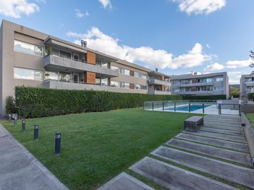 Venta  dep 2 amb cochera Florida  Apto Crédito A estrenar