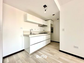 El espacio perfecto para profesionales modernos: Diseño, lujo y ubicación
