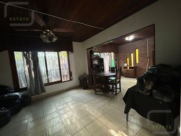Venta Casa 3 ambientes cochera con Jardin de 500m2 en Ezeiza