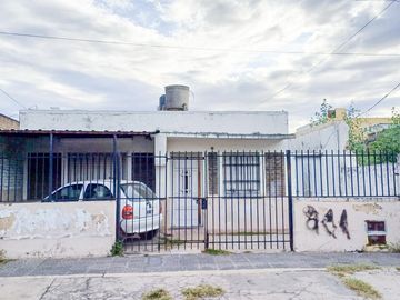 Casa al frente