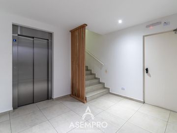Venta de Monoambiente en Villa del Parque vista abierta a estrenar