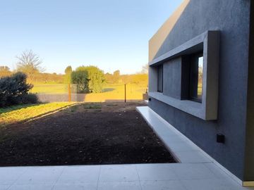 Casa en Venta en  Las Cañitas Malagueño, 3 dormitorios, toda en planta baja