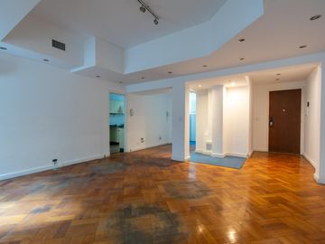 VENTA 3 dormitorios, dependencias y balcon - Apto Profesional - A RECICLAR - OPORTUNIDAD - RECOLETA