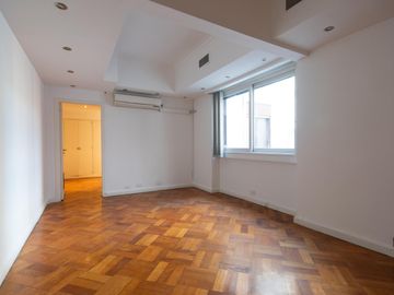 VENTA 3 dormitorios, dependencias y balcon - Apto Profesional - A RECICLAR - OPORTUNIDAD - RECOLETA