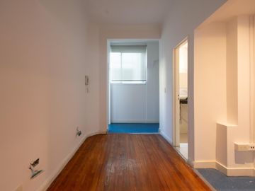 VENTA 3 dormitorios, dependencias y balcon - Apto Profesional - A RECICLAR - OPORTUNIDAD - RECOLETA