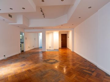 VENTA 3 dormitorios, dependencias y balcon - Apto Profesional - A RECICLAR - OPORTUNIDAD - RECOLETA