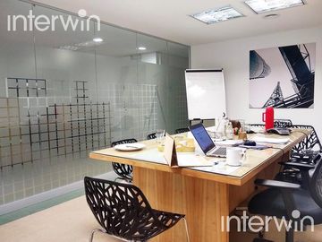 Impecable Oficina con Cochera Fija. Edificio con amenities.- Palermo
