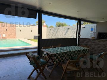 Importante propiedad de 3 dormitorios con local y garaje