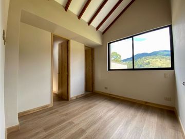 VENTA DE CASA PARA ESTRENAR EN UNIDAD CERRADA EN EL RETIRO ANTIOQUIA