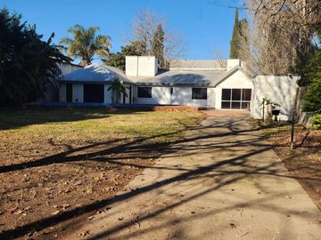 Casa en Funes