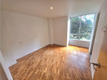 Apartamento en venta en Los Balsos