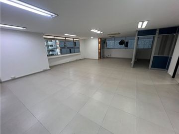 Oficina en Arriendo Los Balsos Medellín
