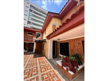 Venta de casa conjunto barrio Riomar