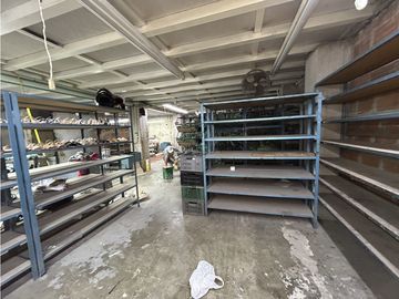 Bodega Comercial en Venta La Concordia | 540 m² | Local y Oficinas