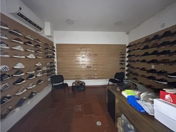 Bodega Comercial en Venta La Concordia | 540 m² | Local y Oficinas