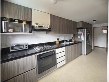 Venta Apartamento en Laureles, Medellin