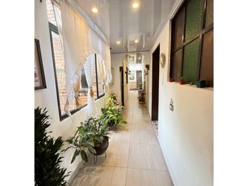 CASA TERCER PISO ENVIGADO LOS NARANJOS