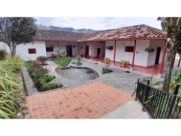 Apartamento en Arriendo, El Retiro  70 m2