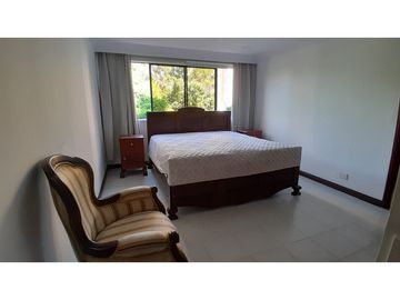 Apartamento Amoblado en Arriendo, Castropol, Medellín 150 m2