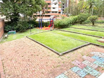 Apartamento en arriendo en El Poblado, sector Santa María de los ngel