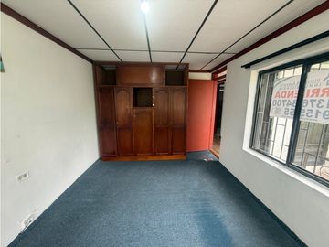 ARRIENDA APARTAMENTO EN MALHABAR