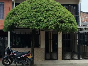 Casa Externa En Jamundi   168 Mtrs