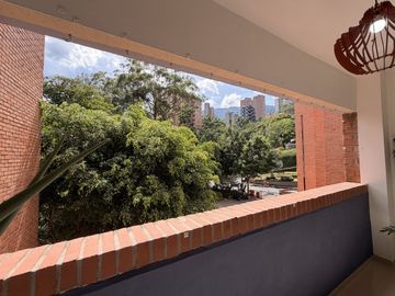 Penthouse Moderno de 217 m² + Mezanine en El Poblado