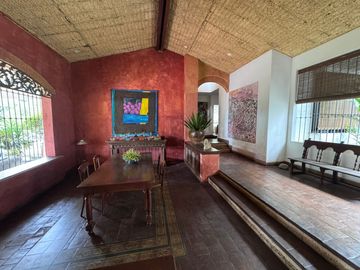 ESPECTACULAR CASA CON LOTE EN PANCE