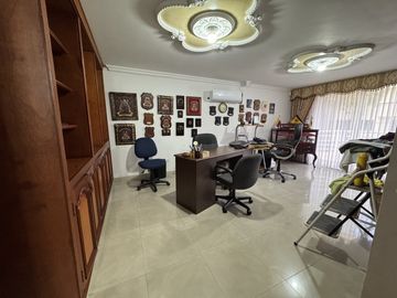 En El Ingenio Vendemos Espectacular Casa