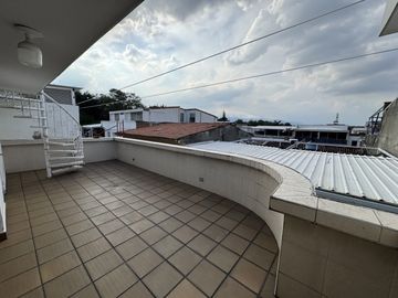 En El Ingenio Vendemos Espectacular Casa