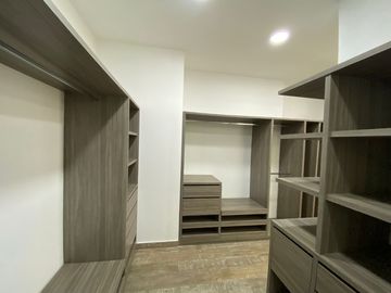 Espectacular casa en condominio en venta – Sector exclusivo de Pance
