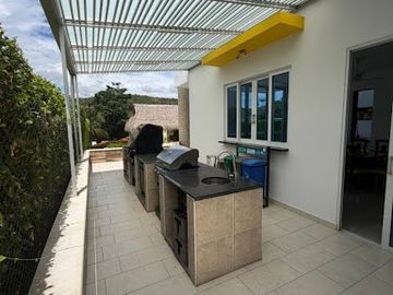VENTA de CASAS en MELGAR