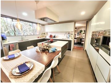 Chico Alto Maravilloso Apartamento 330 m2
