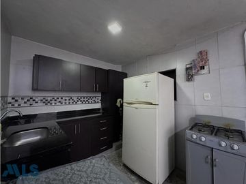 Venta Casa con Habitaciones de Rentas Campo Valdes