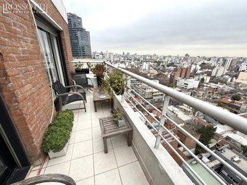 Excelente piso en triplex de 5 ambientes