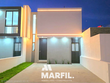 Venta de Casa con Habitación principal en Planta baja en Rioja Colima
