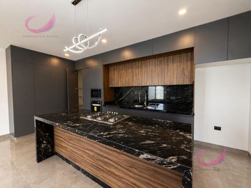 Casa en condominio - Real del Molino