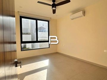 Casa en Aqua Residencial