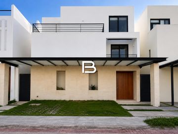 Casa en Aqua Residencial