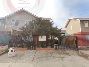 EN VENTA CASA A PASOS DE LA PLAYA