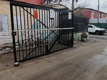 ACOGEDOR HOGAR, CERCANO A COMERCIO Y COLEGIOS