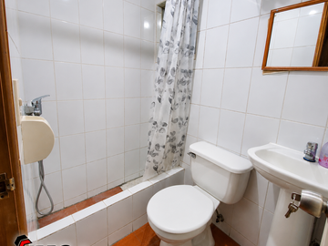 CASA 2 D Y 1 B CON ESTAC EN QUINTA NORMAL SIN GASTOS COM