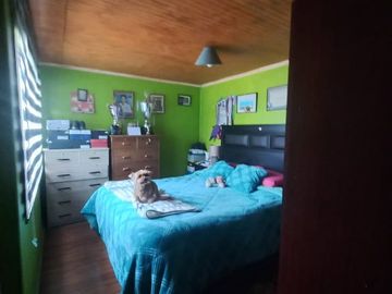EN VENTA ACOGEDORA CASA 4D 1B QUILICURA