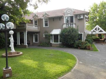 Chalet en venta en Parque Leloir