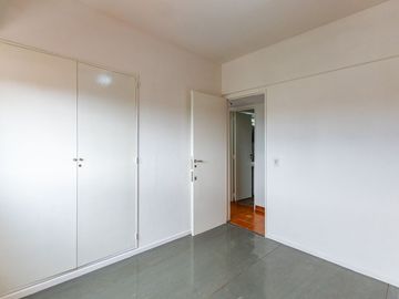 Venta Departamento 4 ambientes Núñez Cochera