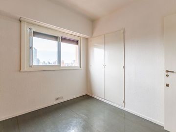 Venta Departamento 4 ambientes Núñez Cochera