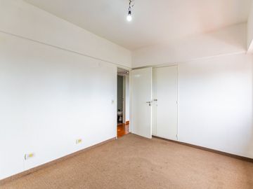 Venta Departamento 4 ambientes Núñez Cochera