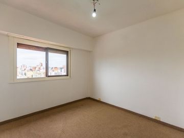 Venta departamento 4 ambientes Belgrano cochera
